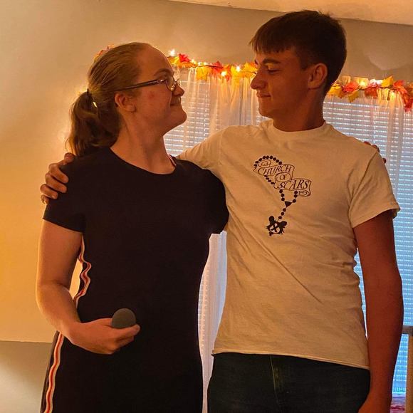 Meet your Posher, Corwin - Picture 1 of 1